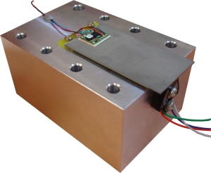 Piezo bender actuator with integrated 200V power electronics