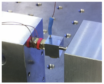 Charge Drive with Active DC Stabilization